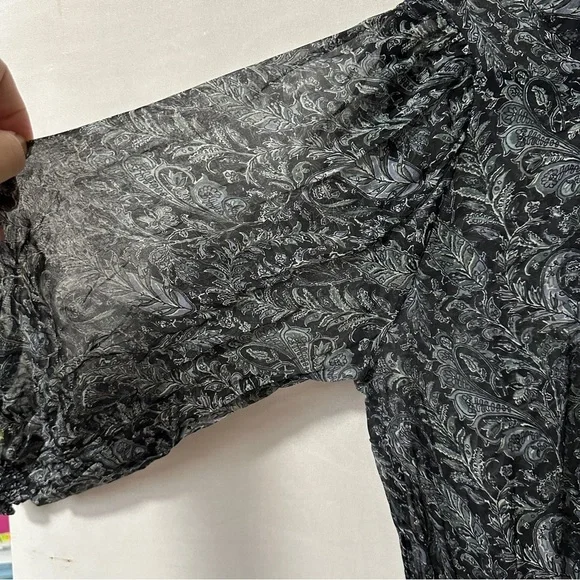 Zara Black and Gray Paisley Blouse - Picture 8 of 11